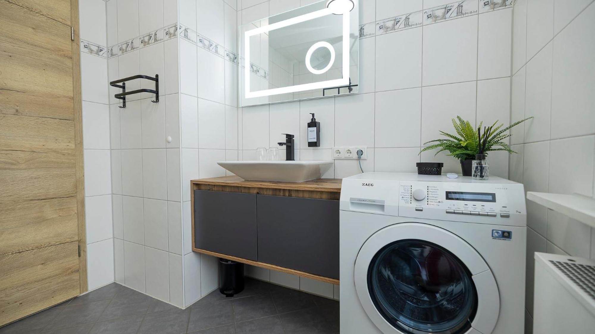 Luxx Home Mm, Airport- Fuer 7 Personen-Parken-Kueche Trunkelsberg Εξωτερικό φωτογραφία